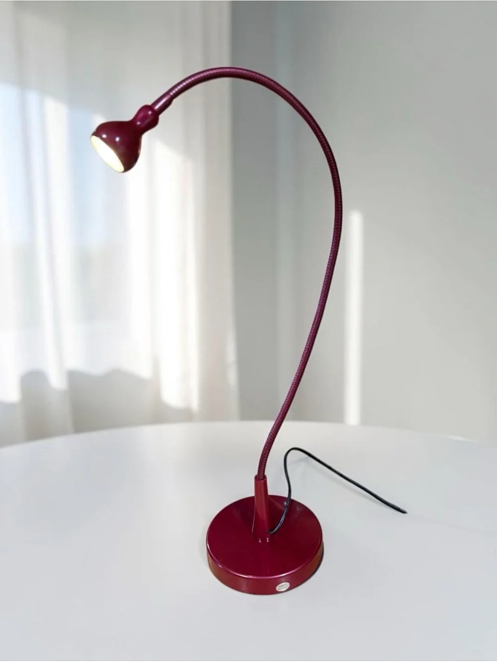 IKEA Jansjö LED Flexible Gooseneck Desk Lamp - Red / Maroon